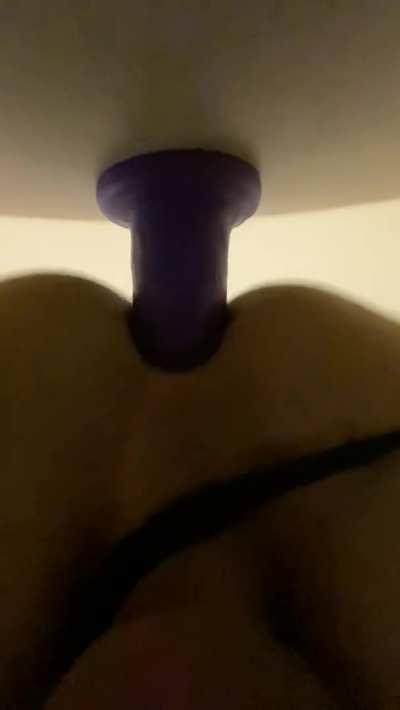 I want to back my ass up onto each one of you who upvote this