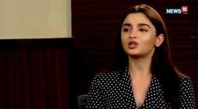 Alia mentions 3 films in the span of 2 minutes in this video where she threw her weight around to get these roles. Also, observe how she gets defensive when Masand mentions how she snatched DZ away from another actress.