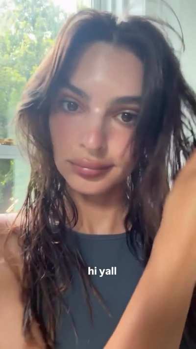 'Hi, yall' - Emily in grey top - IG July 2025