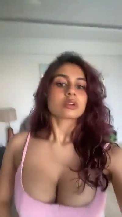 Srushti Bannatti