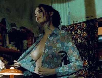 Eva Green unleashing her tits