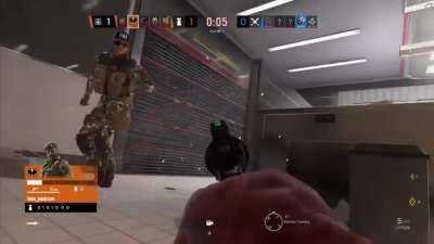 My friend pulled of the best 1v1 clutch I have ever seen