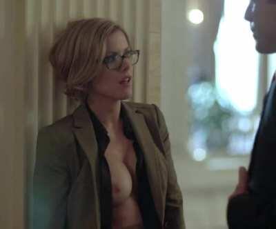 Kathleen Robertson