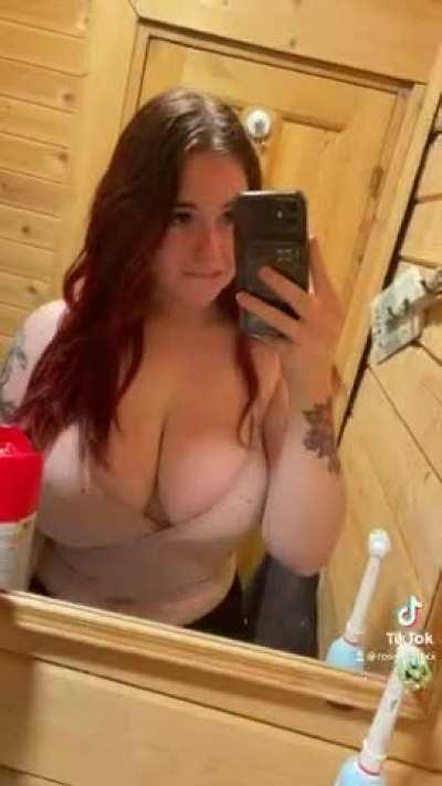 Wish I had an older man to call my boyfriend rn ❤️