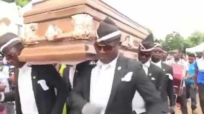 Unus Annus Coffin Dance