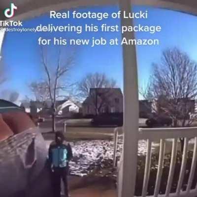 Love lucki this jus made me laugh