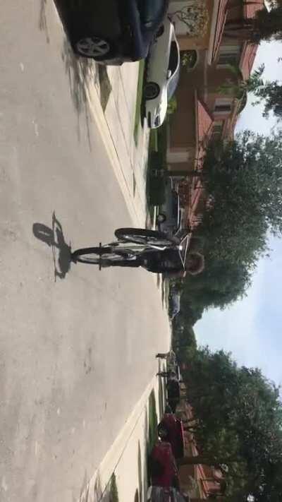 Hold my friends RB while does some light work also the yes mam kills me every time