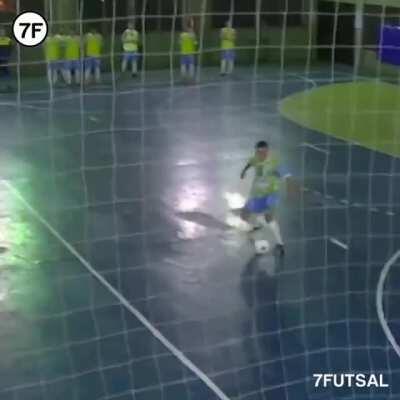 Tiki Taka Team Goal Straight From Kick-Off in Buenos Aires 😍🔥 (IG: 7futsal, seclafutsal)