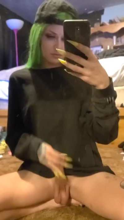 Sky Burrito needs a good boy to give her a deep blowjob