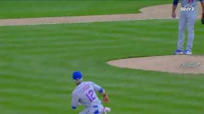 NYM@COL: James McCann throws a cannon to catch Trevor Story stealing and ends the game