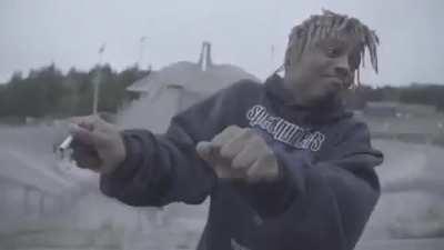 Behind the scenes of armed and dangerous LLJW🌍🕊