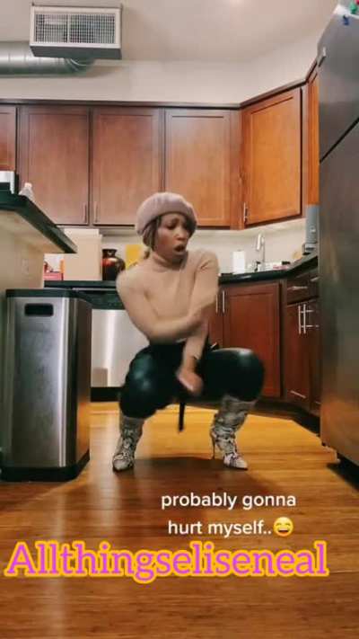 Meg The Stallion Knees