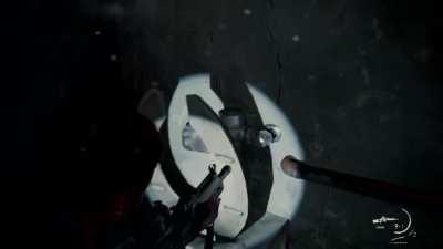 TIL that you can lift toilet seats in TLOU2