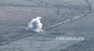 Ua pov. Russian armor suffering heavy casualties during an attempted offensive on Pavlovka, Donetsk. The disastrous result of the offensive was written about by Telegram source below