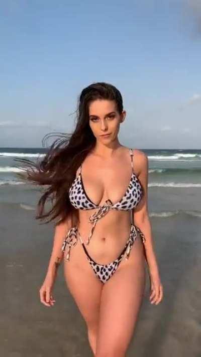 Georgia Carter (@georgiacarterofficial)