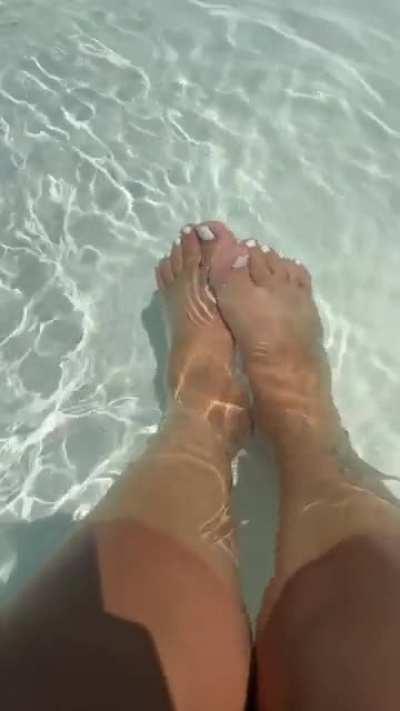 Who wants to rub them?