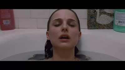 Cum along with Natalie Portman