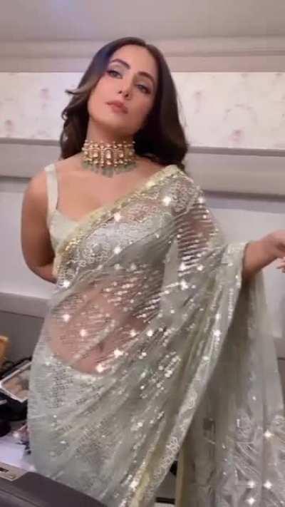 Ahahahaha Hina Khan If was her makeup man i would have fucked the shit out of her ahahaha 🍌🍌💦💦💦