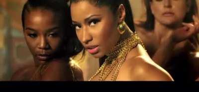 who else’s childhood favorite music video of nicki was anaconda 😩