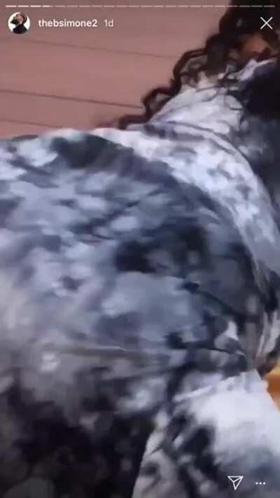 B Simone Twerking 😍🔥