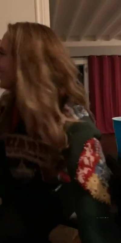 Bathroom threesome at a house party