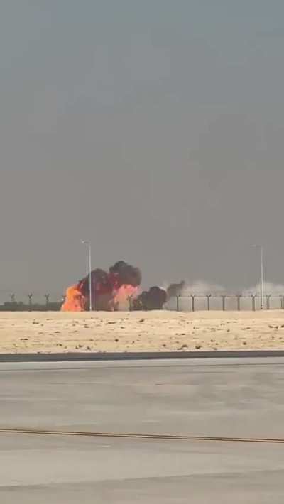 IAF LCA Tejas fighter jet crashes In dubai