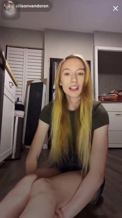 @allisonvandoren was live from Sole 🦶🏻 Sunday!! Part 5