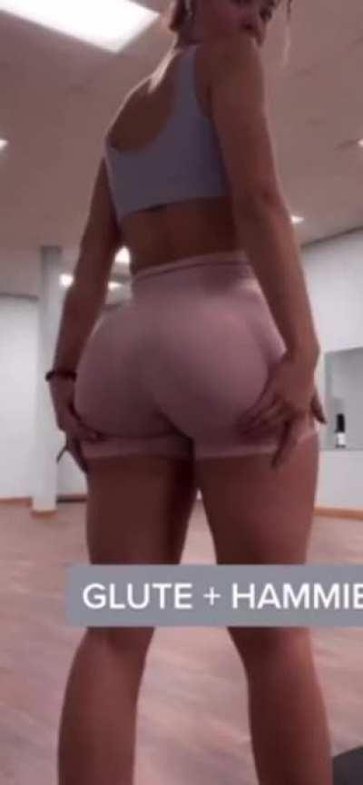 Lexie cupping her ass