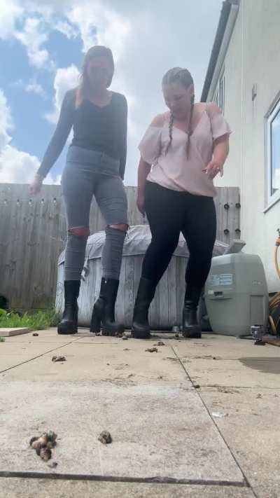 Your pet snails really got what they deserved!! 🤭