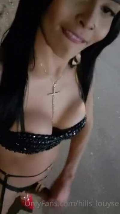 Tgirl Jerking off on the Street