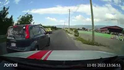 Battle of the noobs!