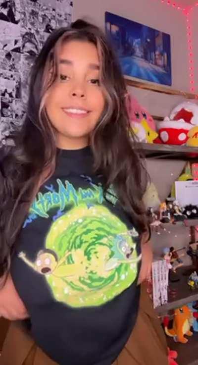 Ever wanted to fuck a big tiddy Latina goth?