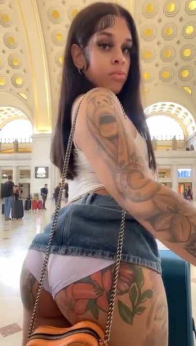 Pulling ass out anywhere