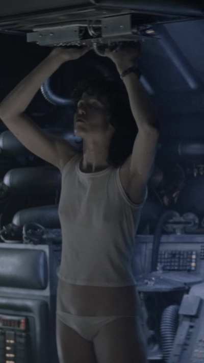 Sigourney Weaver - Alien (1979) | 4K