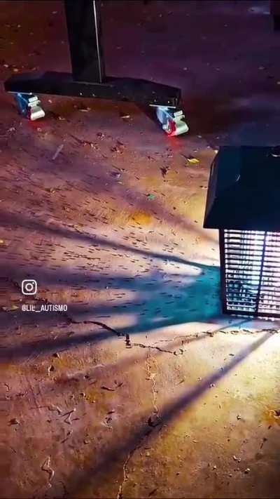 He’ll never let them reach the sun🌞😨