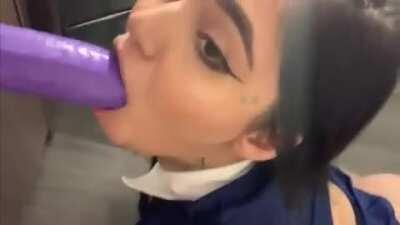 Damn that ass is precious 😍🤤