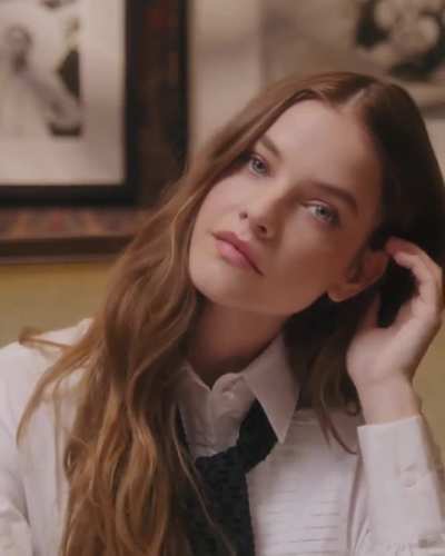 'Throwback to an iconic day at the Palace with the timeless icon' - IG January 2025