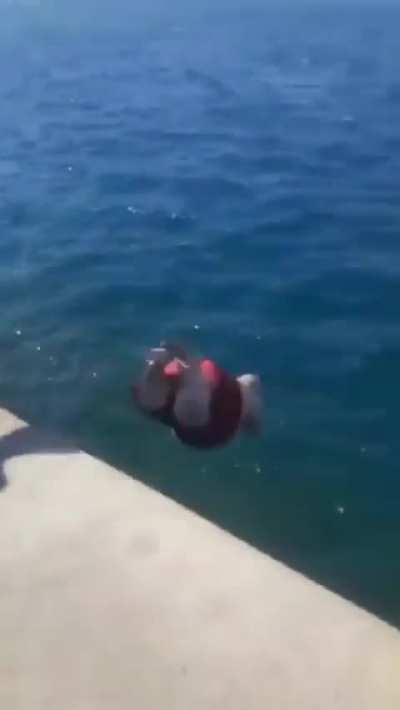 How he gonna get back up