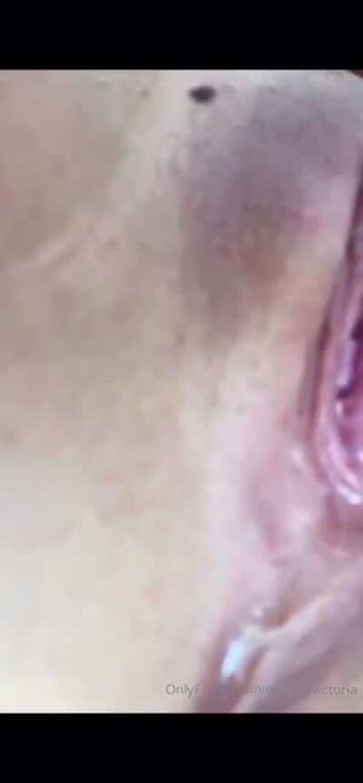 V E R O N I C A|V I C T O R I A