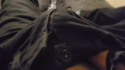 At some point, you can't help but give in to a hard, throbbing dick that's begging you to break it out😫 [28]