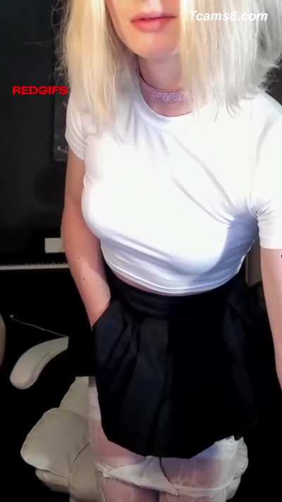 Woke up greeted by morning wood