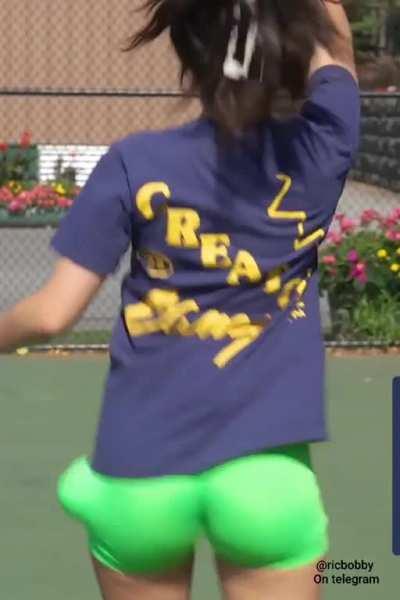 My favorite ass vid of her from her stream