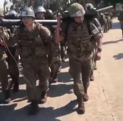 Quería compartirles este video que me da muchas ganas de ser morterista