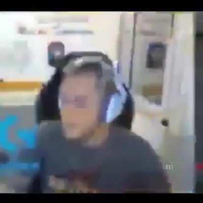 Los moderadores del reddit de beelce cuando ven un tik tok: