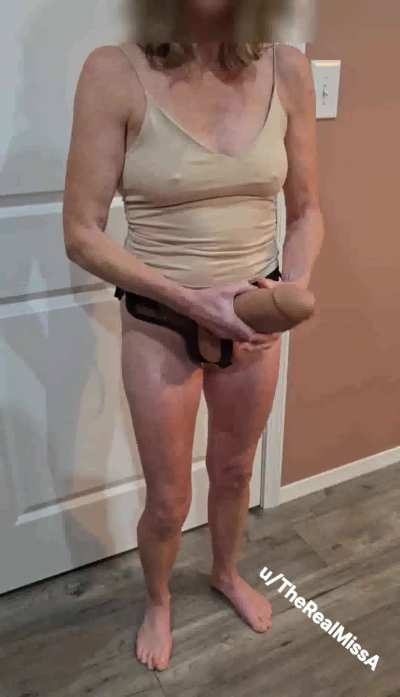 Brand new Harness, brand new toy, is your ass pussy ready for the XL Jack Hunter?