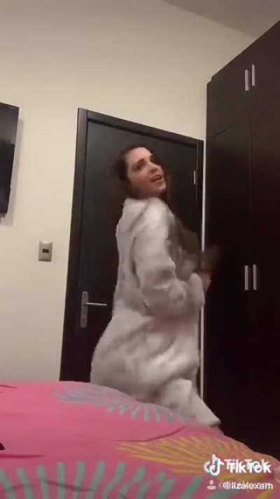 LizAlexaMtz - Video #5589