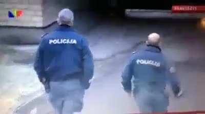 Por lo menos disfruta de su trabajo