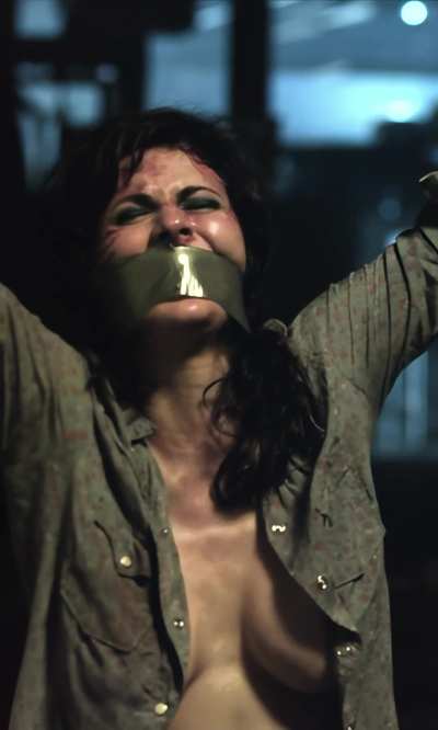 Alexandra Daddario | Texas Chainsaw 3D (2013) | 