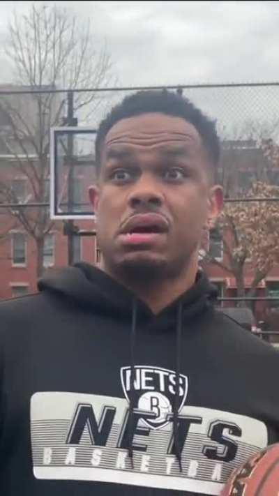 Zeke meeting Dante 😂 IG:Louuuyoung