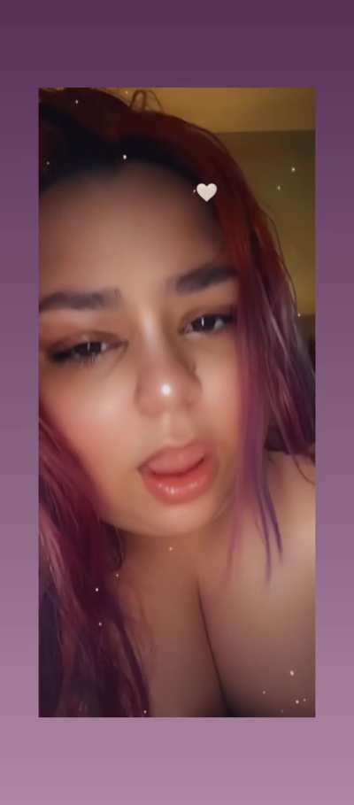 Getting fucked & moaning like a good slut